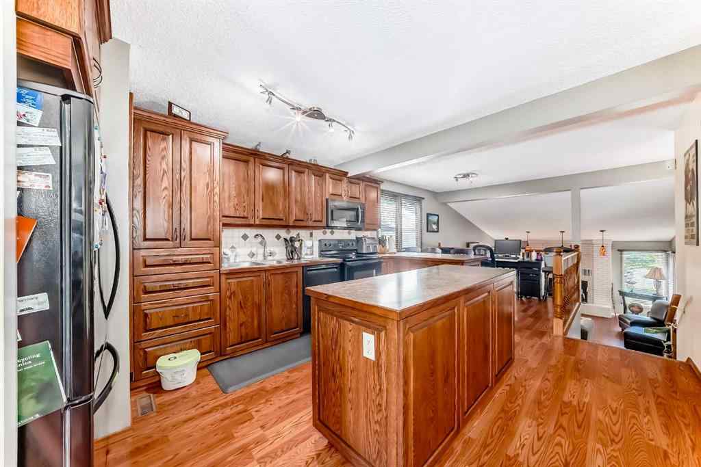MLS® A2249567 - 22 Glenhill Drive  in Glenbow Cochrane, Residential