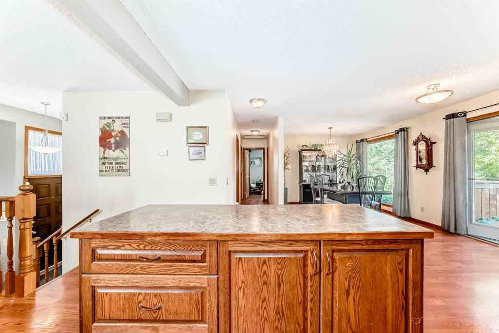 MLS® A2249567 - 22 Glenhill Drive  in Glenbow Cochrane, Residential