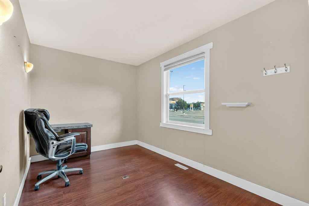 MLS® A2249569 - 4926 45 Street  in Downtown Red Deer Red Deer, Commercial