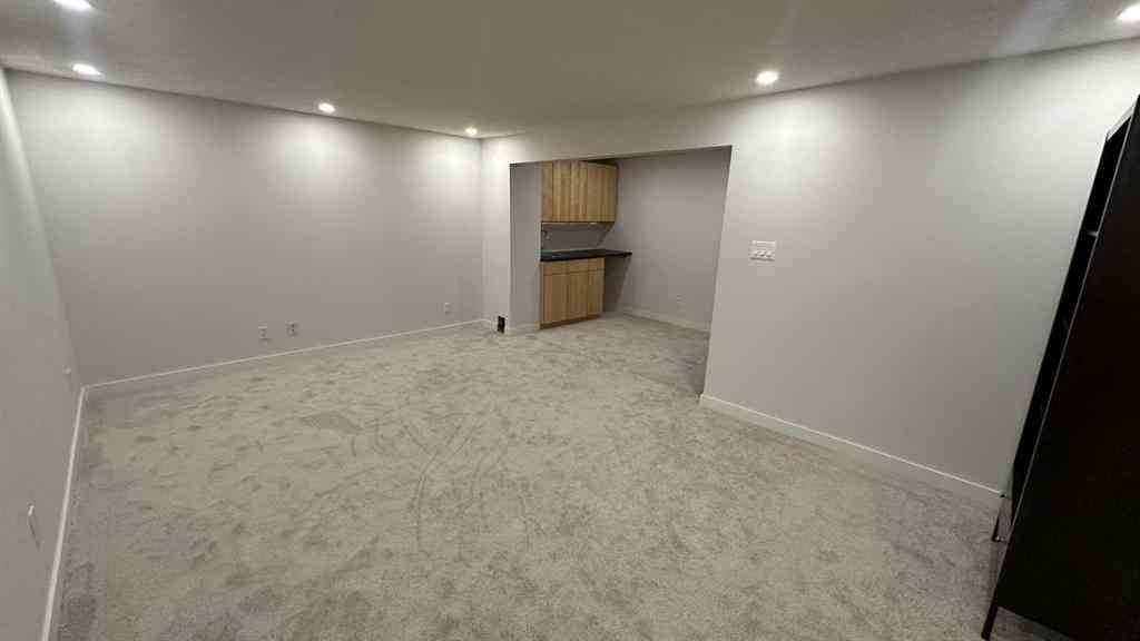 MLS® A2249570 - Unit #206 6223 31 Avenue NW in Bowness Calgary, Residential