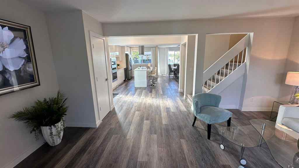 MLS® A2249570 - Unit #206 6223 31 Avenue NW in Bowness Calgary, Residential