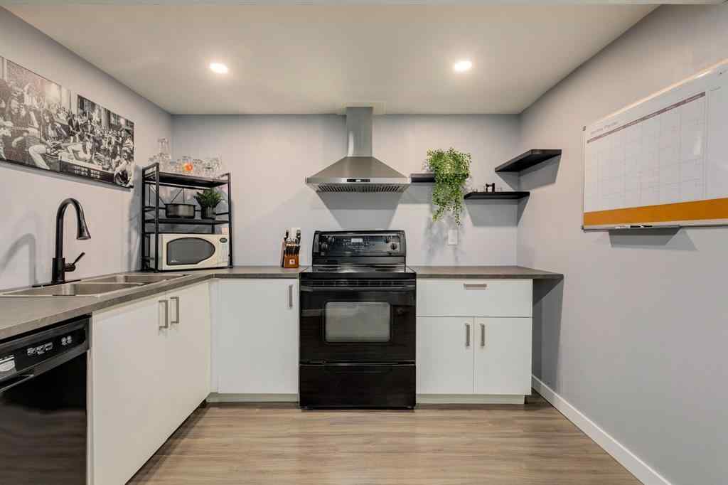 MLS® A2249573 - 1209 Kingsland Road SE in Kings Heights Airdrie, Residential