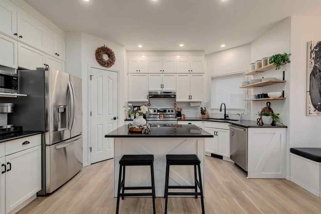 MLS® A2249573 - 1209 Kingsland Road SE in Kings Heights Airdrie, Residential