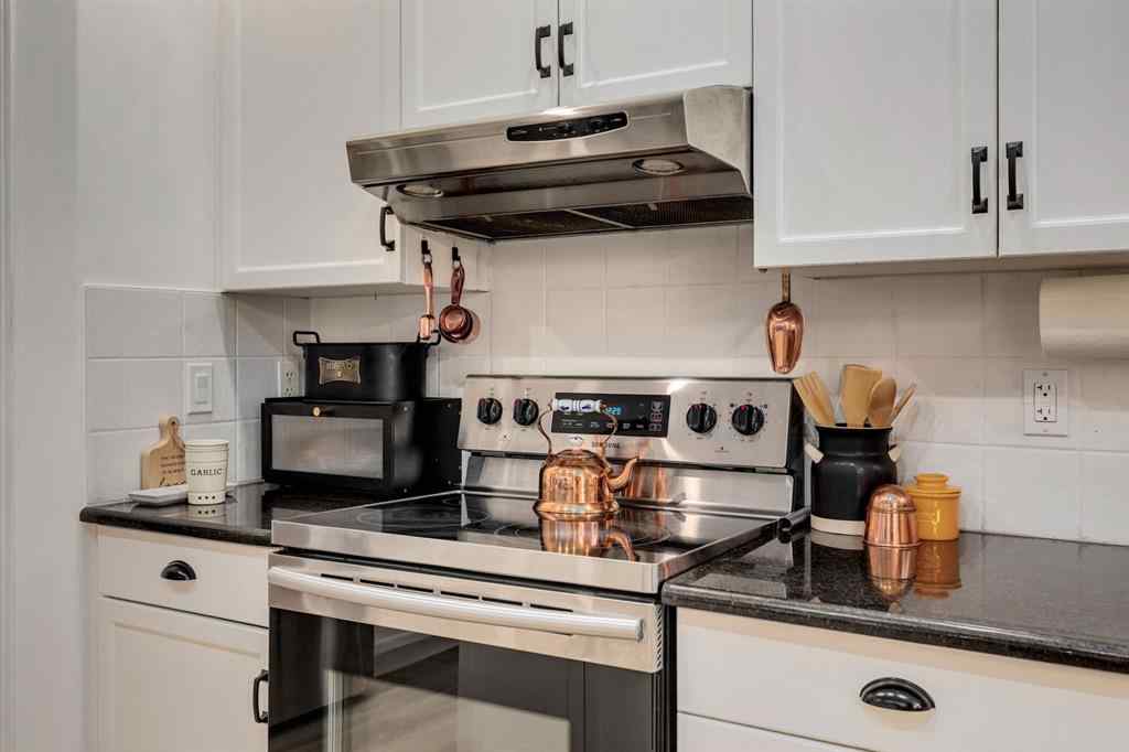 MLS® A2249573 - 1209 Kingsland Road SE in Kings Heights Airdrie, Residential