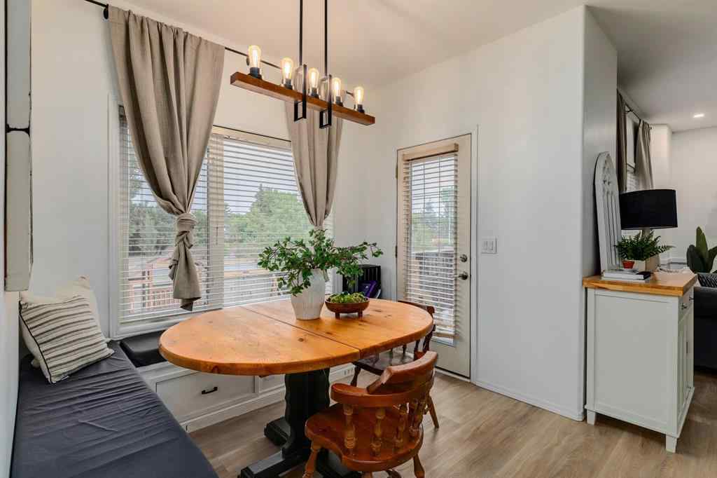 MLS® A2249573 - 1209 Kingsland Road SE in Kings Heights Airdrie, Residential