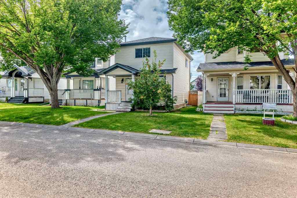 MLS® A2249576 - 37 Martinbrook Link NE in Martindale Calgary, Residential