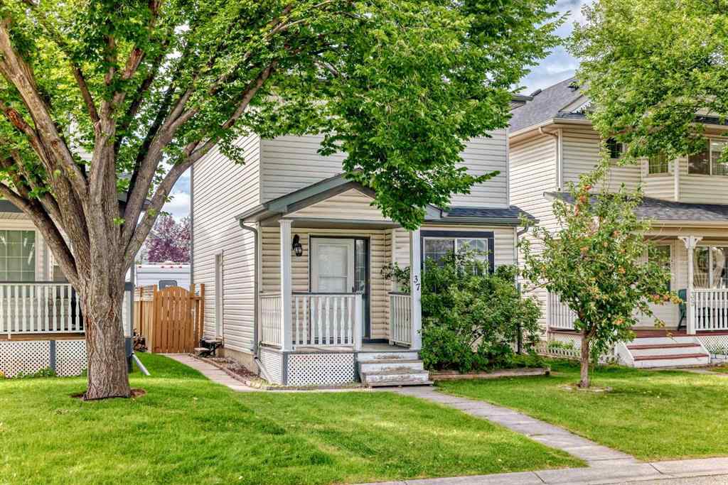 MLS® A2249576 - 37 Martinbrook Link NE in Martindale Calgary, Residential