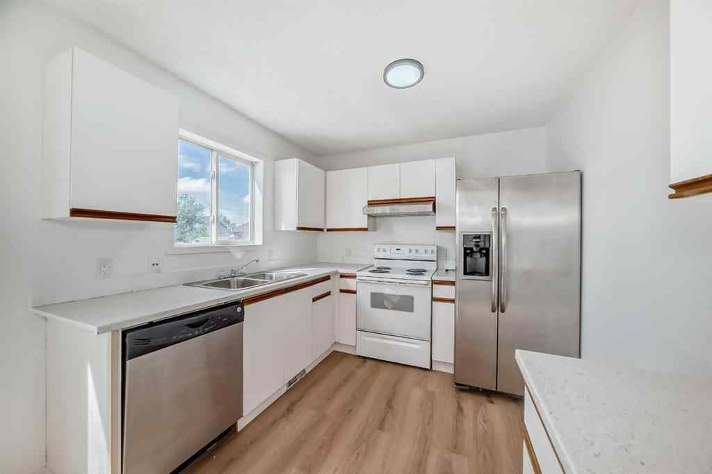 MLS® A2249576 - 37 Martinbrook Link NE in Martindale Calgary, Residential