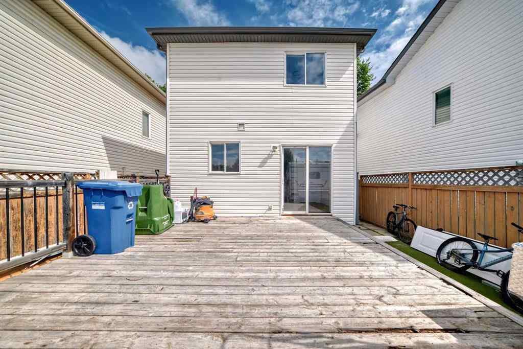 MLS® A2249576 - 37 Martinbrook Link NE in Martindale Calgary, Residential