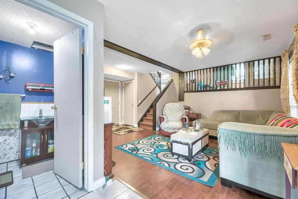 MLS® A2249578 - 6 Greenview Crescent  in Green Meadow Strathmore, Residential
