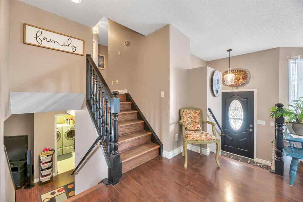 MLS® A2249578 - 6 Greenview Crescent  in Green Meadow Strathmore, Residential
