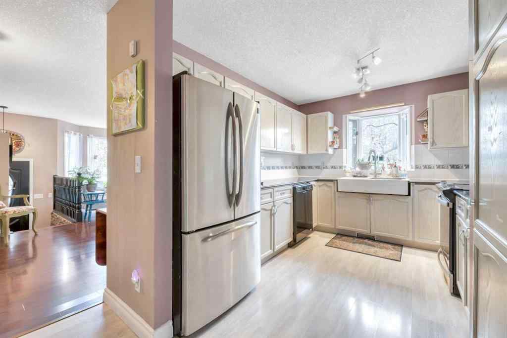MLS® A2249578 - 6 Greenview Crescent  in Green Meadow Strathmore, Residential