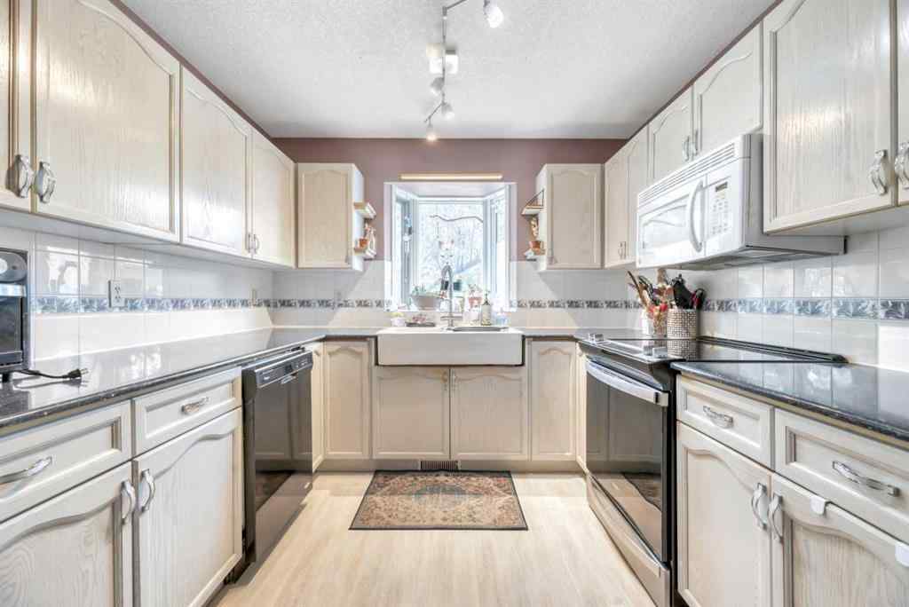 MLS® A2249578 - 6 Greenview Crescent  in Green Meadow Strathmore, Residential