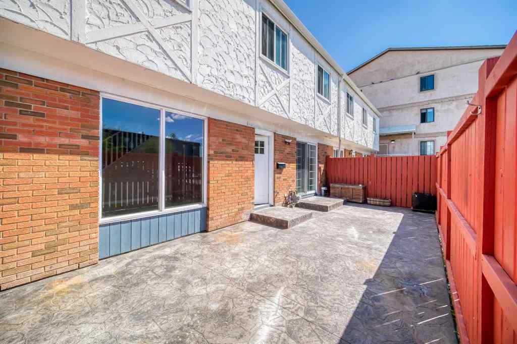 MLS® A2249587 - Unit #6 6829 Centre Street NW in Huntington Hills Calgary, Residential