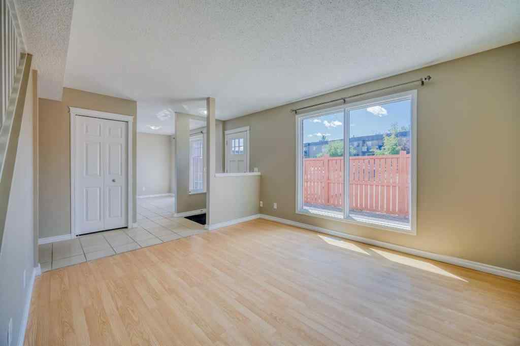 MLS® A2249587 - Unit #6 6829 Centre Street NW in Huntington Hills Calgary, Residential