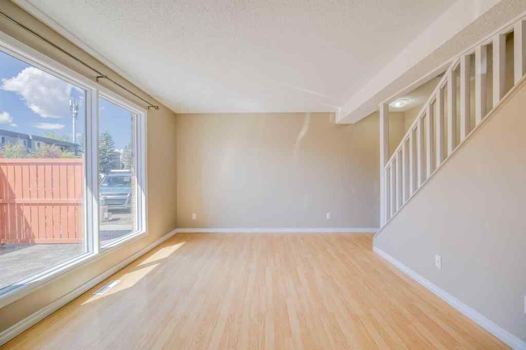 MLS® A2249587 - Unit #6 6829 Centre Street NW in Huntington Hills Calgary, Residential