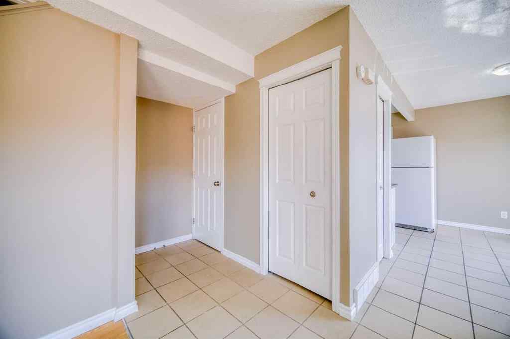 MLS® A2249587 - Unit #6 6829 Centre Street NW in Huntington Hills Calgary, Residential