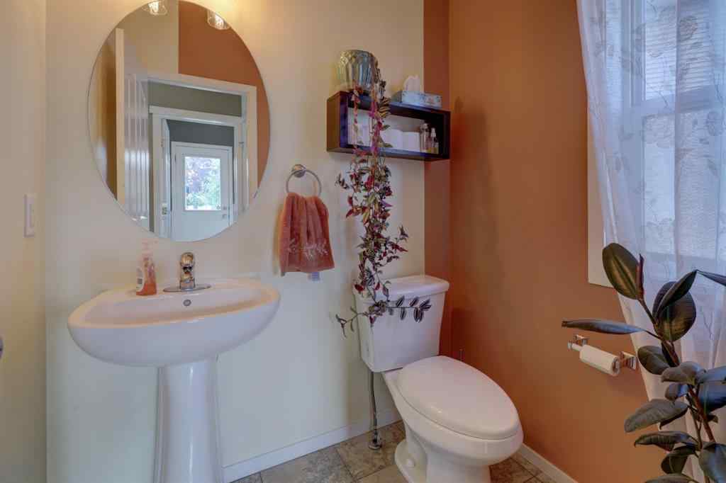 MLS® A2249589 - 46 River Heights Boulevard  in River Heights Cochrane, Residential
