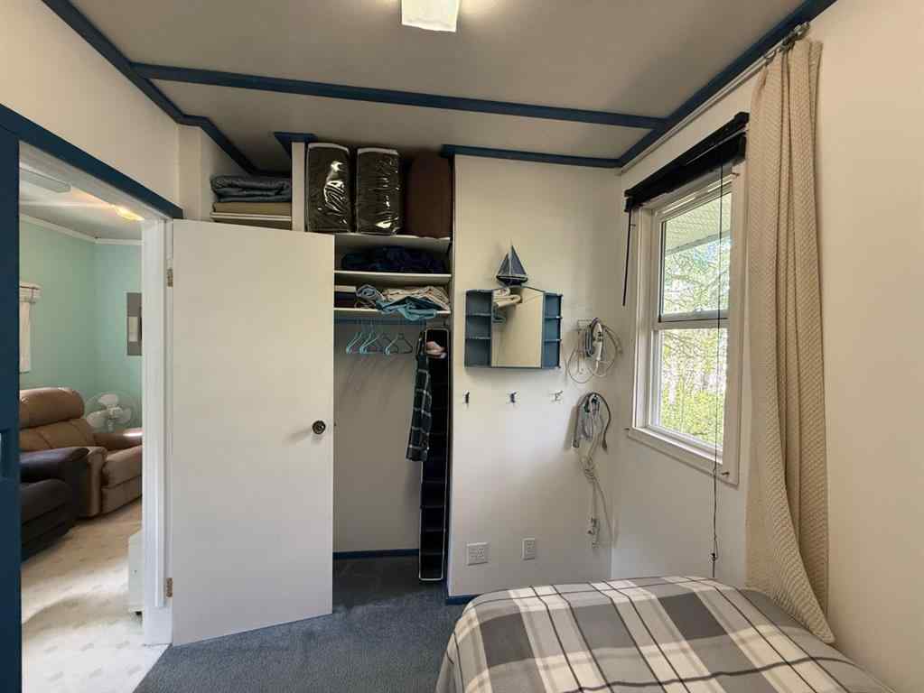 MLS® A2249591 - 4640 49 Street  in Central Core Sylvan Lake, Residential