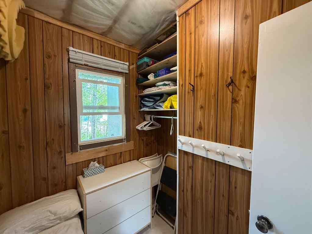 MLS® A2249591 - 4640 49 Street  in Central Core Sylvan Lake, Residential