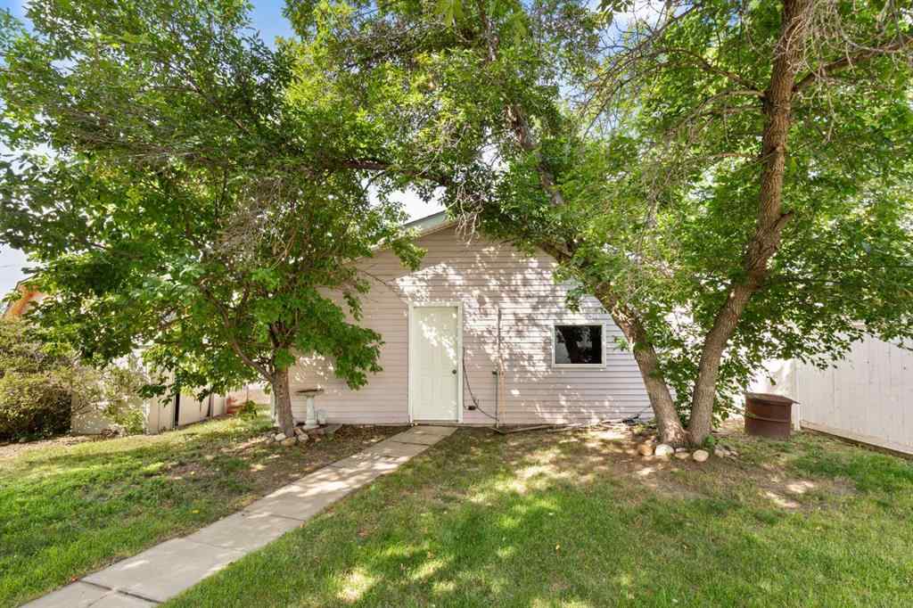 MLS® A2249592 - 614 7 Street SE in NONE Redcliff, Residential