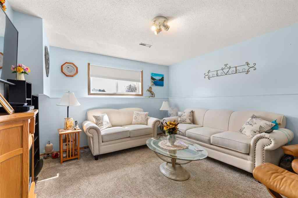 MLS® A2249592 - 614 7 Street SE in NONE Redcliff, Residential