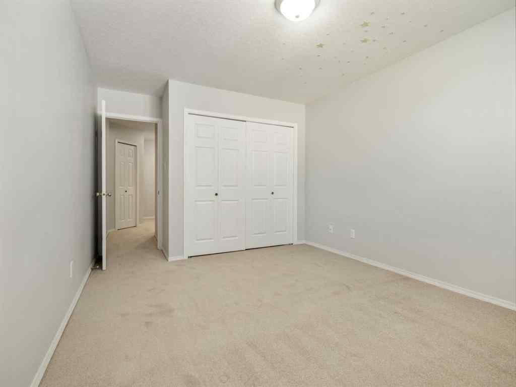 MLS® A2249594 - 77 Columbia Boulevard W in Varsity Village Lethbridge, Residential