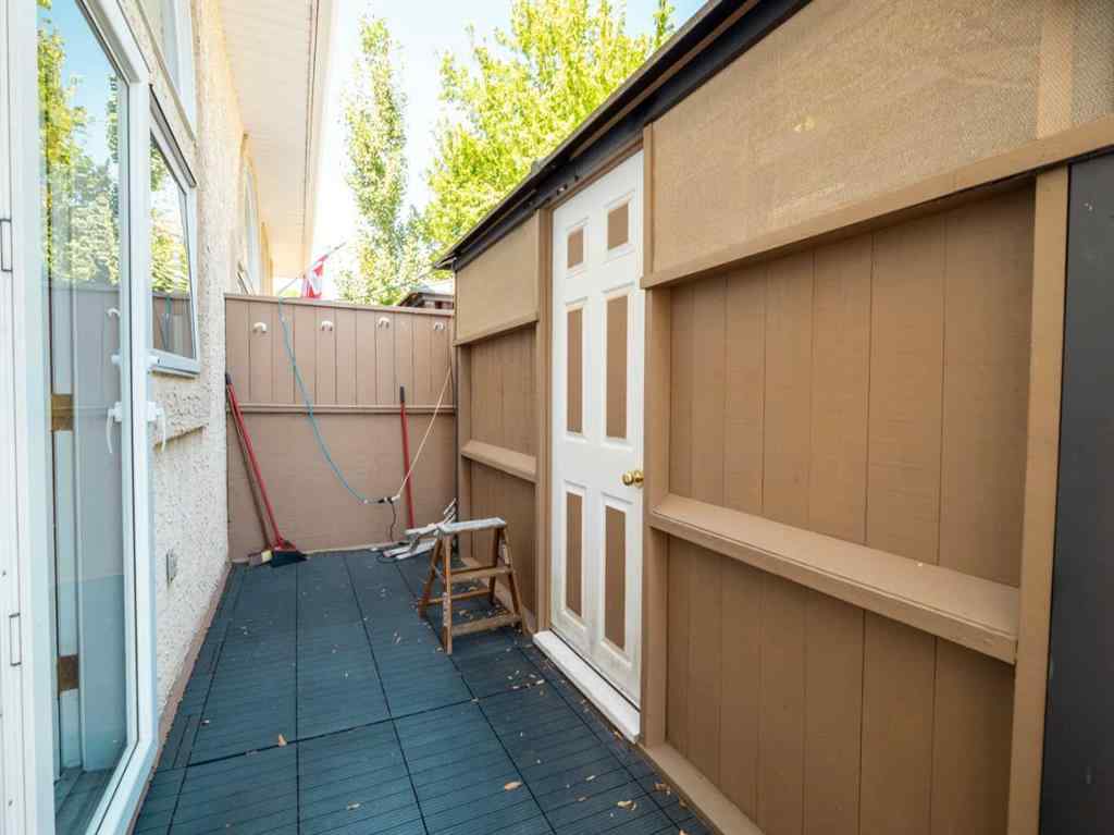 MLS® A2249594 - 77 Columbia Boulevard W in Varsity Village Lethbridge, Residential
