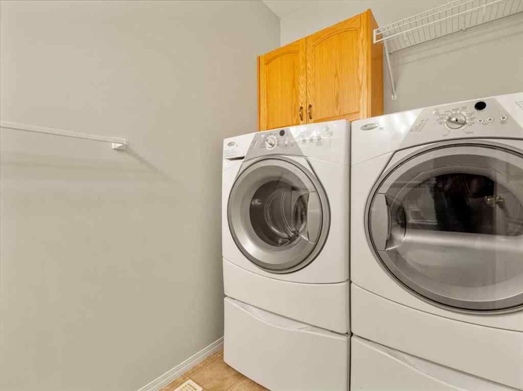 MLS® A2249594 - 77 Columbia Boulevard W in Varsity Village Lethbridge, Residential