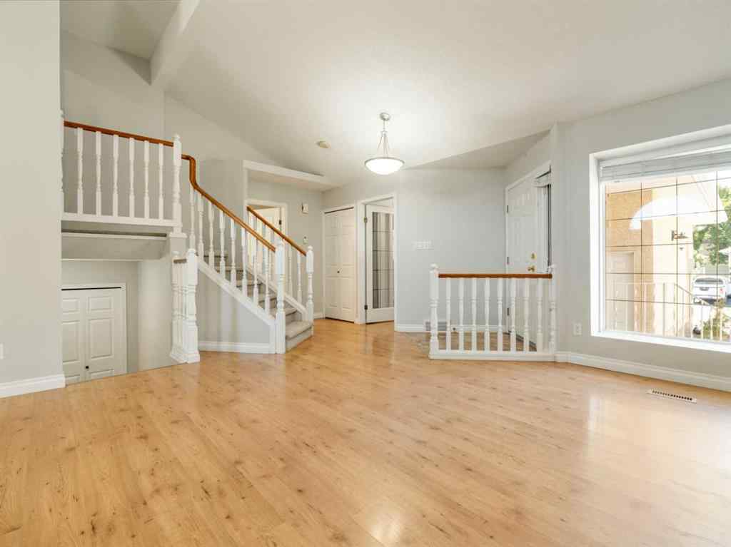 MLS® A2249594 - 77 Columbia Boulevard W in Varsity Village Lethbridge, Residential