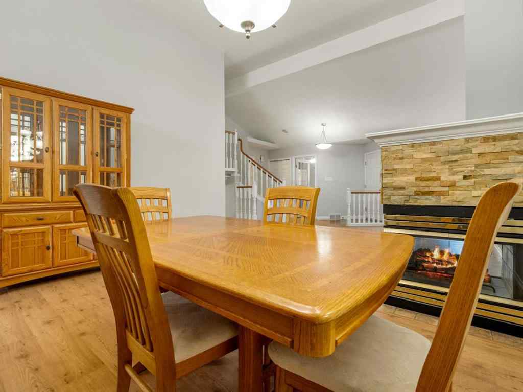 MLS® A2249594 - 77 Columbia Boulevard W in Varsity Village Lethbridge, Residential