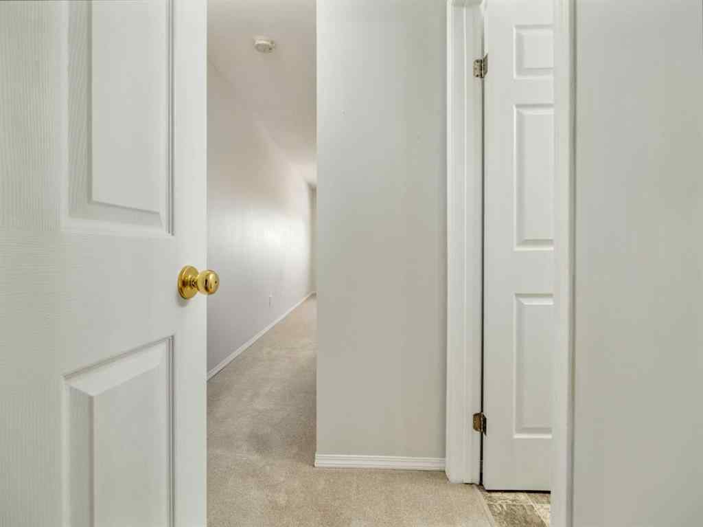 MLS® A2249594 - 77 Columbia Boulevard W in Varsity Village Lethbridge, Residential