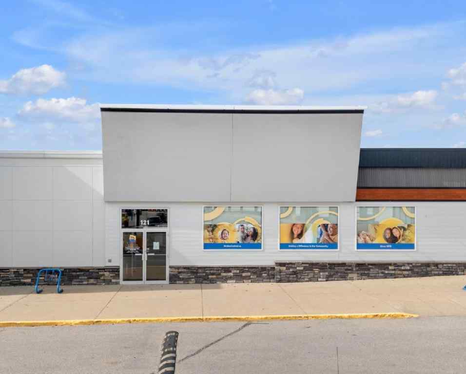 MLS® A2249596 - Unit #121 4808 50 Street  in Downtown Innisfail Innisfail, Commercial