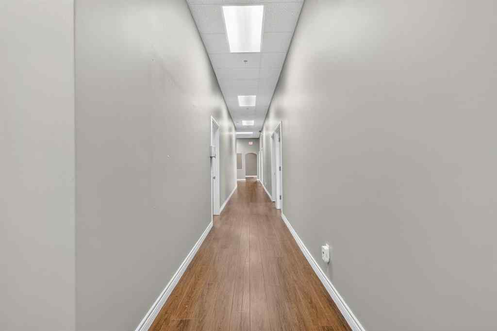MLS® A2249596 - Unit #121 4808 50 Street  in Downtown Innisfail Innisfail, Commercial