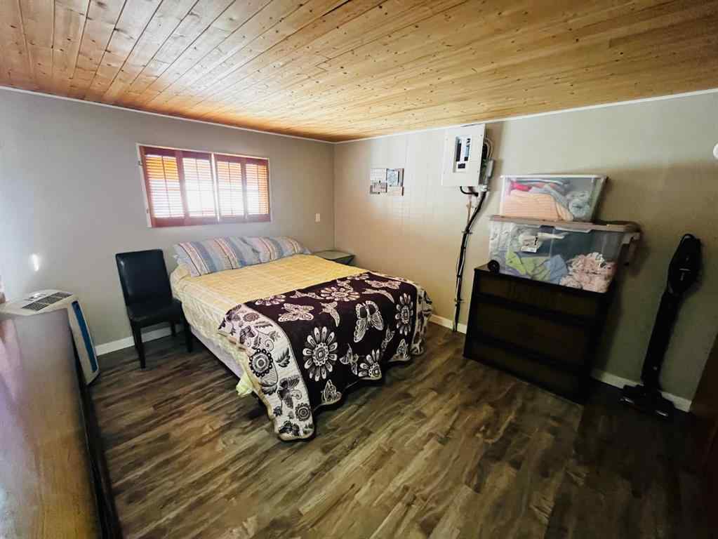 MLS® A2249606 - 855 Meadowview Road  in Laurier lake Rural St. Paul No. 19, County of, Residential