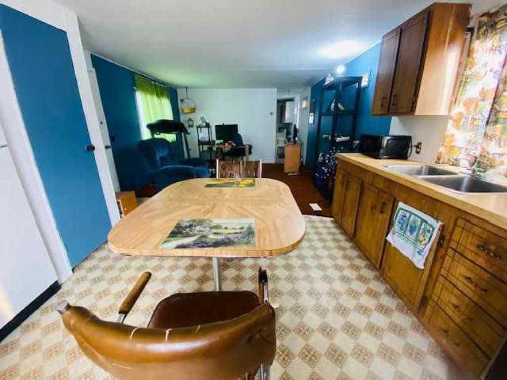 MLS® A2249609 - Unit #303 133 JARVIS Street  in Hillcrest Hinton, Mobile