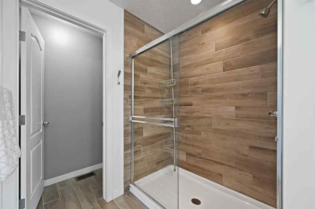 MLS® A2249611 - 89 Sunrise Crescent  in Sunset Ridge Cochrane, Residential