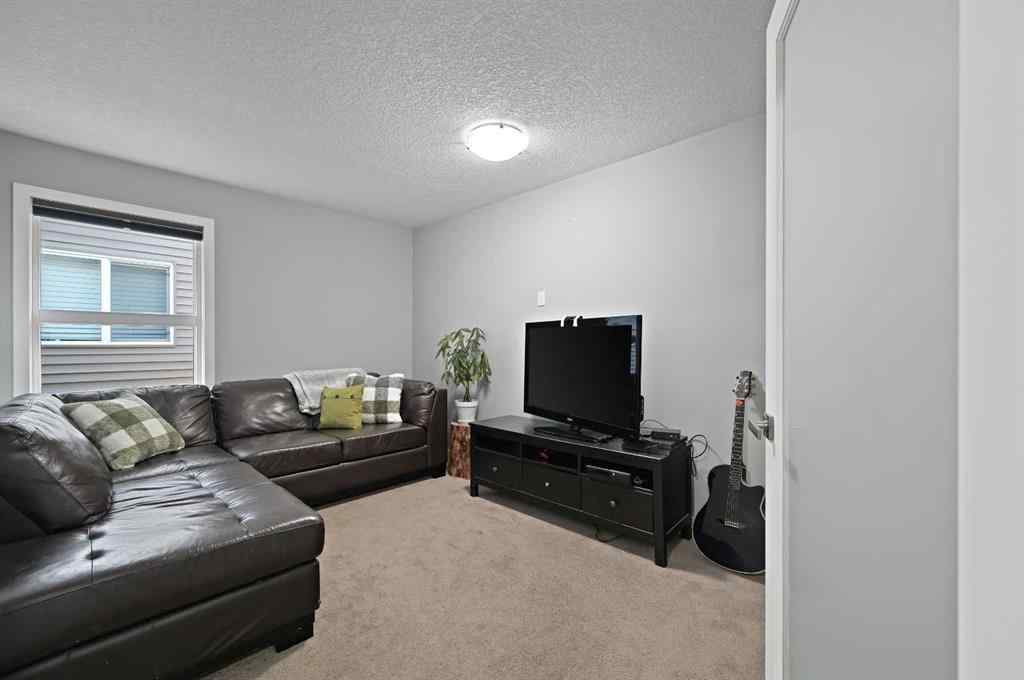 MLS® A2249611 - 89 Sunrise Crescent  in Sunset Ridge Cochrane, Residential