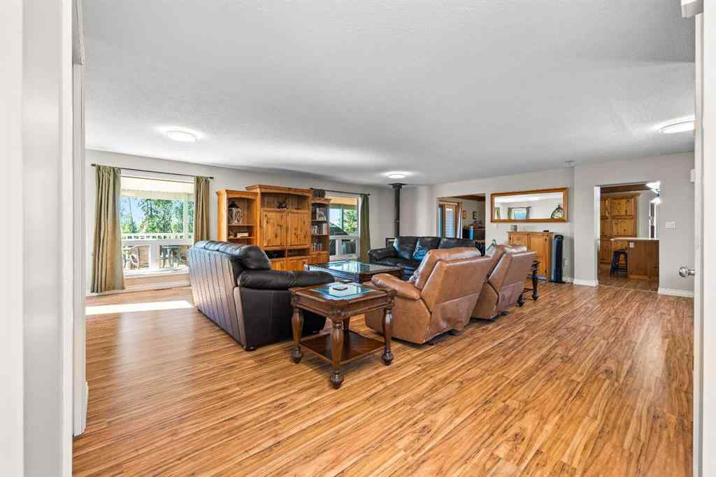 MLS® A2249614 - 720 Poplar Drive  in Laurier lake Rural St. Paul No. 19, County of, Residential