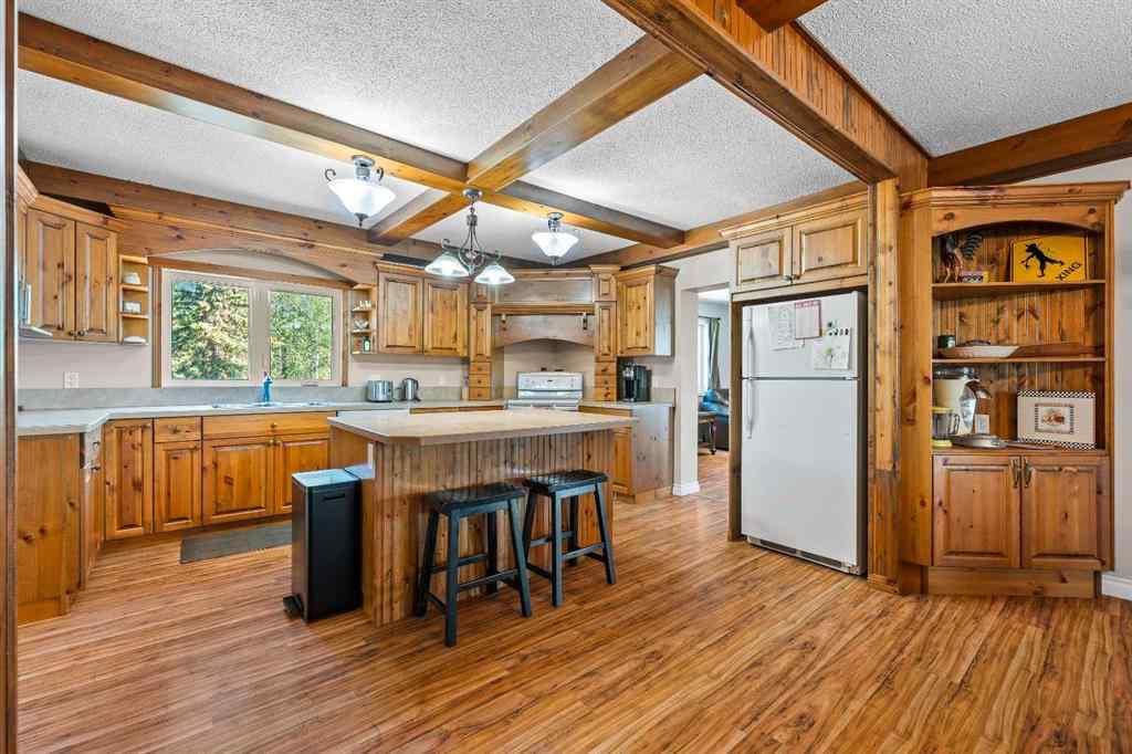 MLS® A2249614 - 720 Poplar Drive  in Laurier lake Rural St. Paul No. 19, County of, Residential