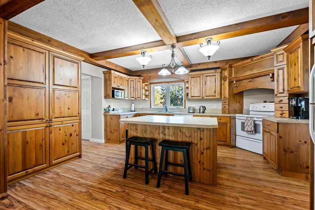 MLS® A2249614 - 720 Poplar Drive  in Laurier lake Rural St. Paul No. 19, County of, Residential
