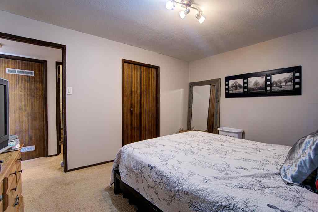 MLS® A2249616 - 5205 50 Street  in NONE Stavely, Residential