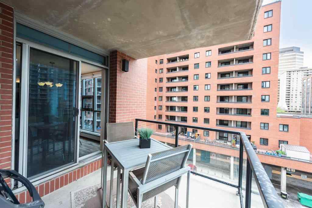 MLS® A2249617 - Unit #503 735 2 Avenue SW in Eau Claire Calgary, Residential