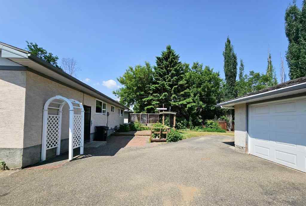 MLS® A2249622 - 9618 81 Avenue  in North End Peace River, Residential