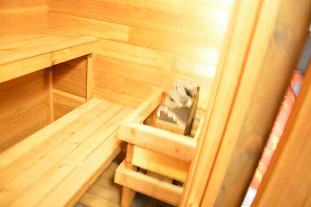 MLS® A2249622 - 9618 81 Avenue  in North End Peace River, Residential