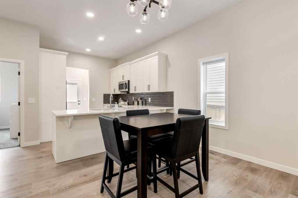 MLS® A2249629 - 812 Reynolds Manor SW in Coopers Crossing Airdrie, Residential