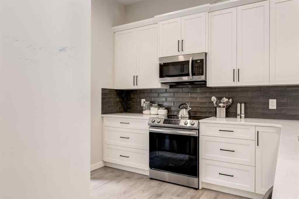 MLS® A2249629 - 812 Reynolds Manor SW in Coopers Crossing Airdrie, Residential