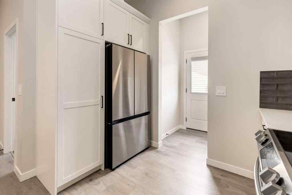 MLS® A2249629 - 812 Reynolds Manor SW in Coopers Crossing Airdrie, Residential