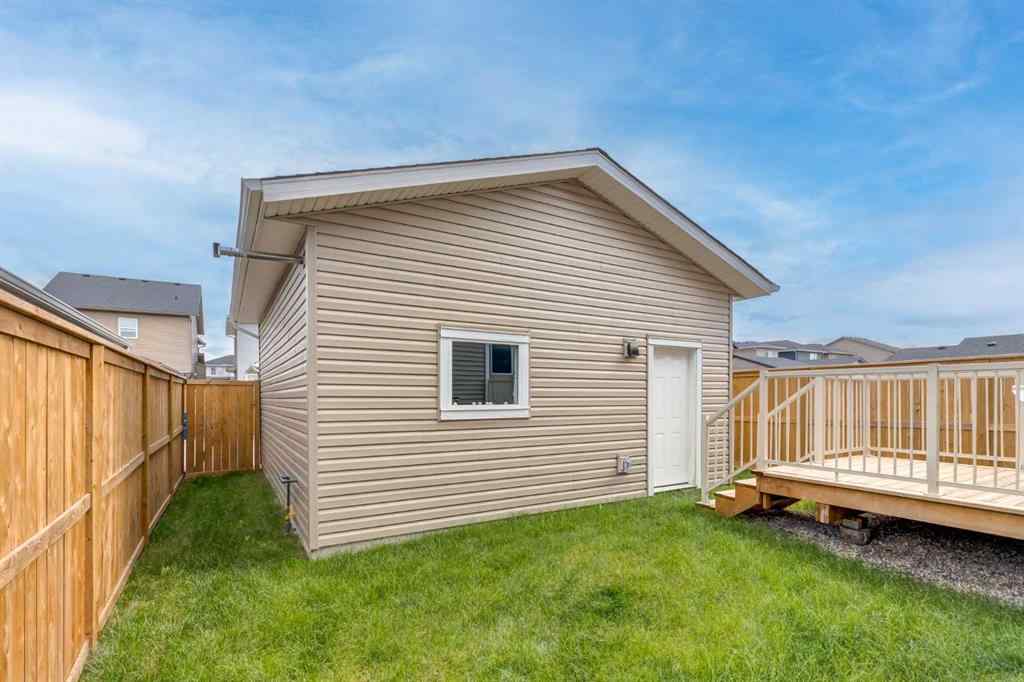 MLS® A2249629 - 812 Reynolds Manor SW in Coopers Crossing Airdrie, Residential