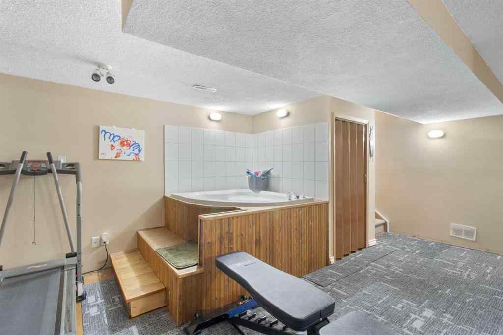 MLS® A2249633 - 79 Templegreen Drive NE in Temple Calgary, Residential